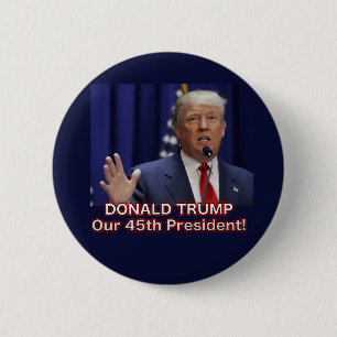 Presidenten Donald Trump knäppas Knapp