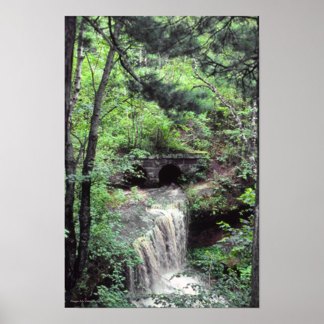 Presque Isle River Waterfalls 1981 U. P. Michigan Poster (Framsidan)