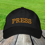 Pressproppen guld / svart hatt broderad keps<br><div class="desc">Hattar med brodermärke: Klassiskt golden/svart baseboll i mode med texten "PRESS" för media,  reporter,  journalist,  fotografer,  nyhetsskydd och klänning i party,  högskoledagstidning,  hemlig tomt/natt ut</div>