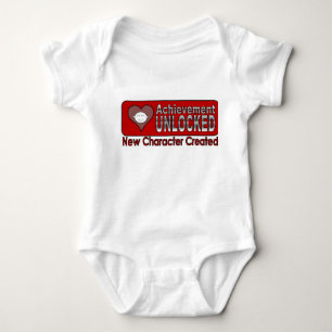 Prestation RÖD låst upp nyfödd bebis T Shirt