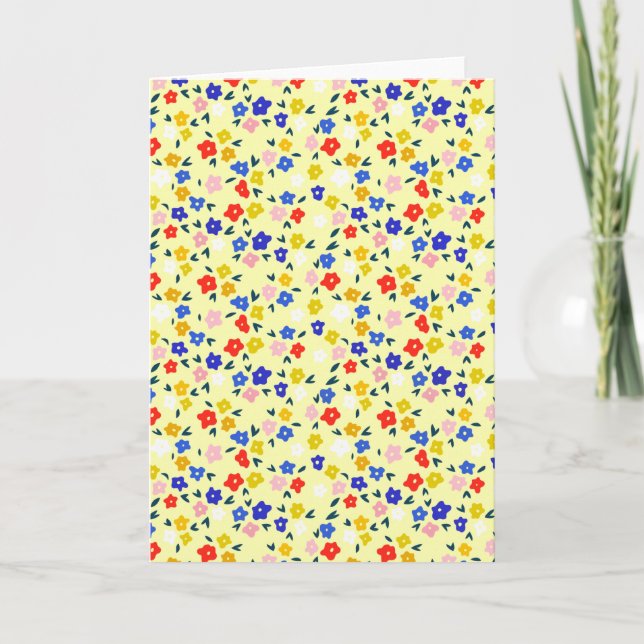 Pretty Dainty Cute Floral on Pastel Yellow Kort (Framsida)