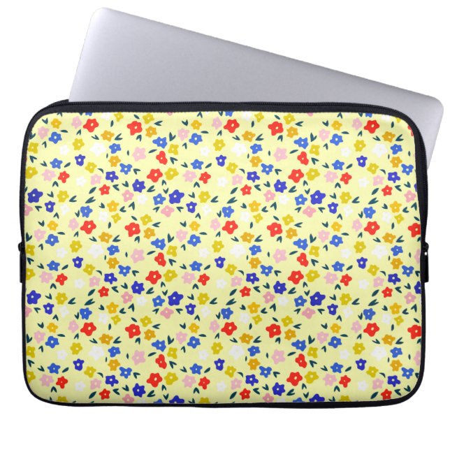 Pretty Dainty Cute Floral on Pastel Yellow Laptop Fodral (Framsidan)