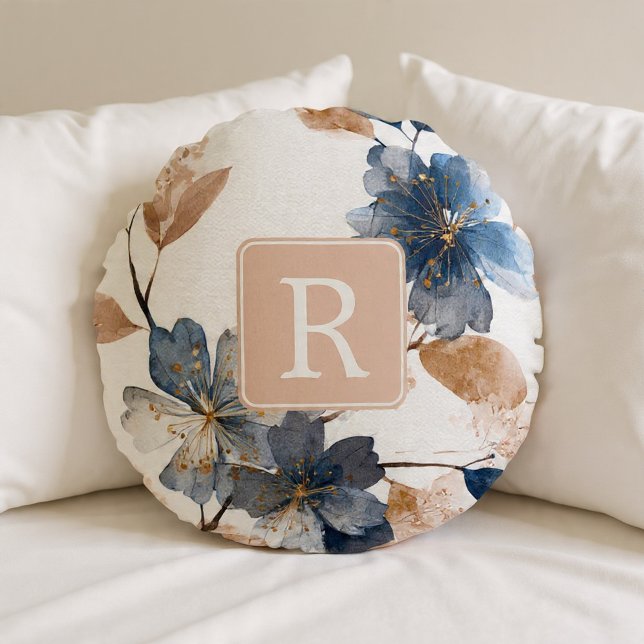 Pretty Flower Monogram Template Personalized Rund Kudde (Pretty Flower Monogram Template Personalized Round Pillow by Ricaso. Monogrammed gift ideas)