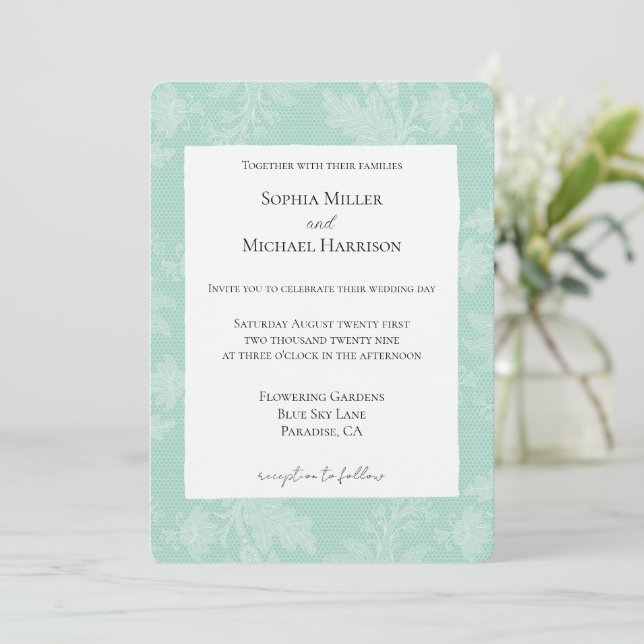 Pretty Mint White Floral Faux Lace Wedding Inbjudningar (Stående Fram)