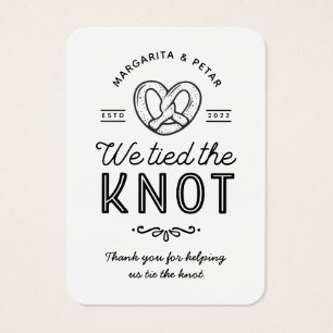 Pretzel vi binder Märkrn för "Knot Wedding Favor" Visitkort