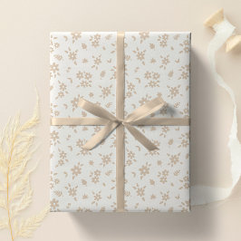 Prickig blommig dämpad neutral mjuk blek kräm beig presentpapper
