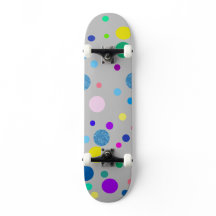 Prickig skateboard