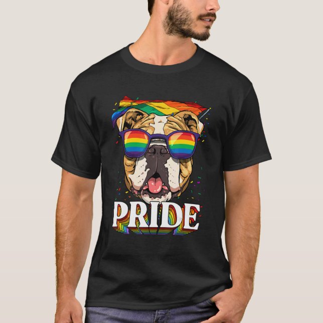 Pride American Bulldog LGBTQ Rainbow Flag Pride Mo T Shirt (Framsida)