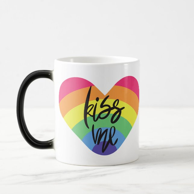 Pride, kyss mig, kärlek är rättvist. magisk mugg (Vänster)