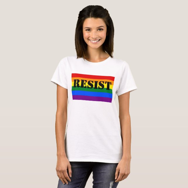 Pride motstår tee shirt (Hel framsida)