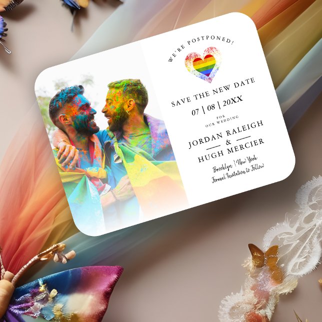 Pride Rainbow Heart Lesbisk Gay Bröllop Magnet (Cute Pride Rainbow Heart for Lesbians Gays Wedding Heart Magnet Save the Date Card.)