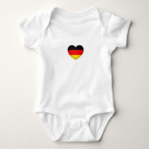 Pride Red Blwck Guld Heart Emblem T Shirt