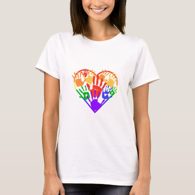 Pride Regnbåge HGBTQ+ färgat hjärta T Shirt (Framsida)