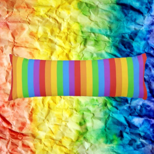 Pride Rest: Regnbågsflagga Kroppskudde (Skapare uppladdad)
