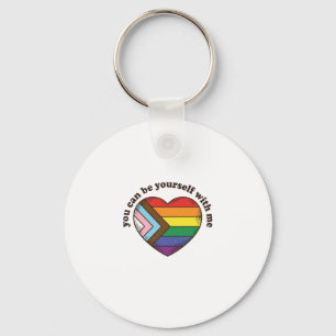 Pridehjärta du kan vara dig själv med mig t-shirt nyckelring