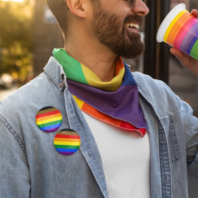 Pridet för fullständig regnbågsmedelmångfald i Gen Knapp (Skapare uppladdad)