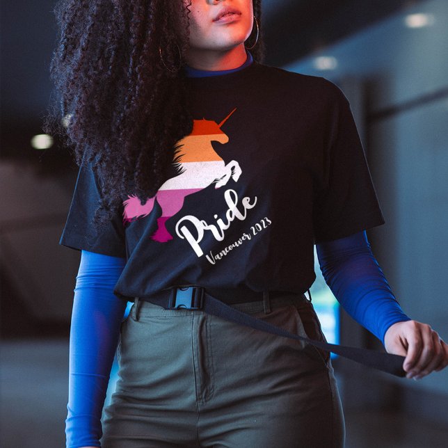 Pridet lesbisk: Unicorn, Customize Year and City T Shirt (Skapare uppladdad)