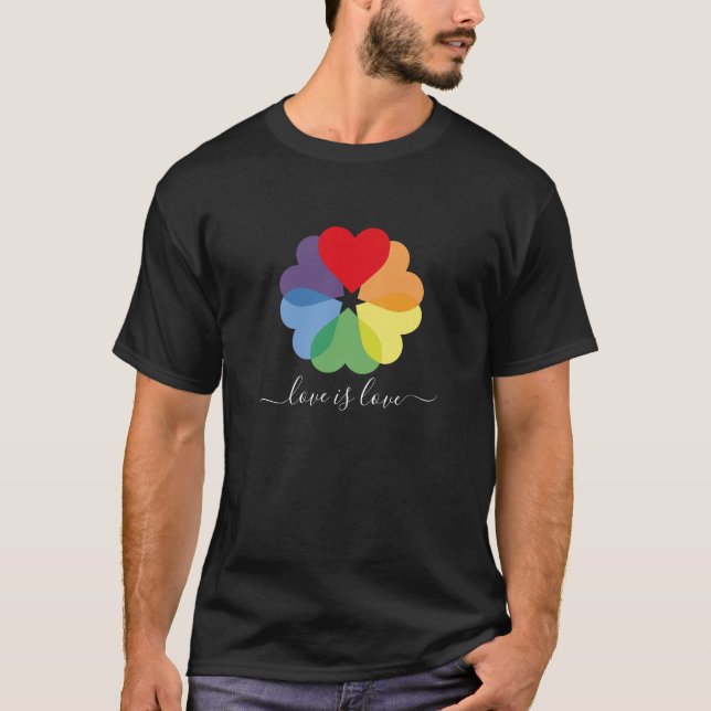 Pridet Rainbow Hearts Kärlek är kärlek T Shirt (Framsida)