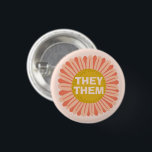 PRIDET THEM/THEY Pronouns Solros Daisy Knapp<br><div class="desc">Anpassa med den här coolan. Gör en underbar gåva! Du kan anpassa den och även lägga till text. Kolla min butik för mycket mer färg och mönster! Säg till om du vill ha nåt anpassningsbar också.</div>