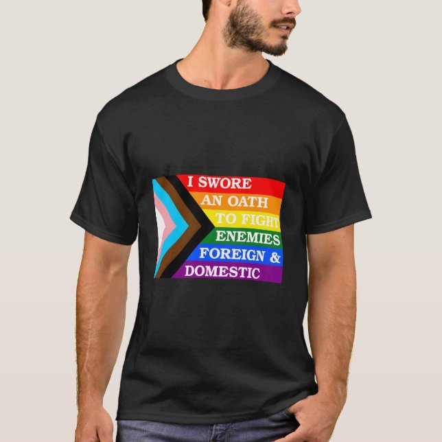 Pridets Flagga - jag svor en ed T Shirt (Framsida)