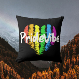 PrideVibe Logotyp Rainbow Heart Kudde