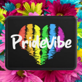 PrideVibe Rainbow Heart: Kör med Pride Dragkroksskydd
