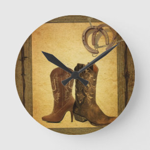 primitiva westerna cowboystövlar i land rund klocka