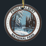 Prince Albert National Park Canada Winter Badge Julgransprydnad Keramik<br><div class="desc">Prins Albert National Park vektorkonst design. Parken är till stor del ett skogsområde och sjö,  sammanlänkat med vattendrag och naturvägar.</div>