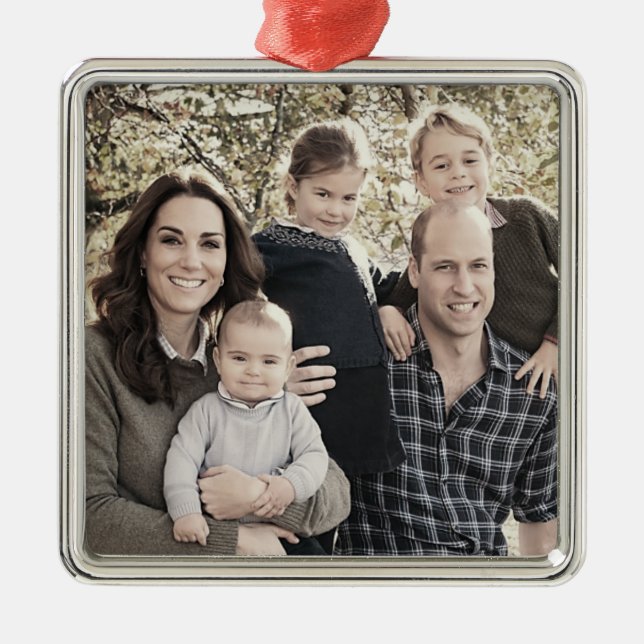 Prince William och Family Dec 2018 stilized Julgransprydnad Metall (Framsidan)