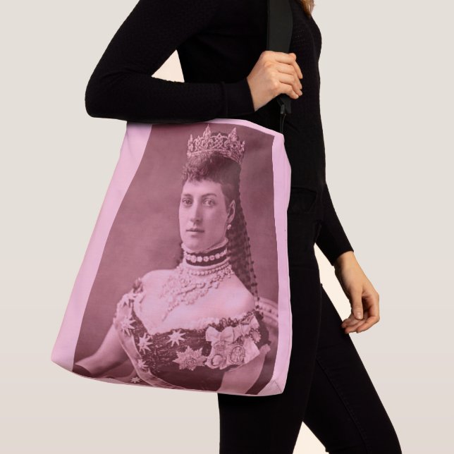 Princess Alexandra från Danmark i rosa Axelväska (Närbild)