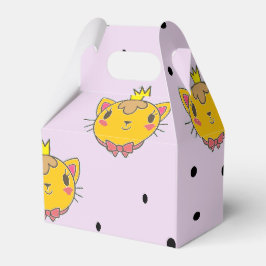 Princess kattunge på lila presentaskar