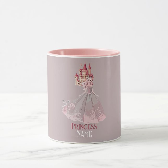 Princess Mugg (Center)