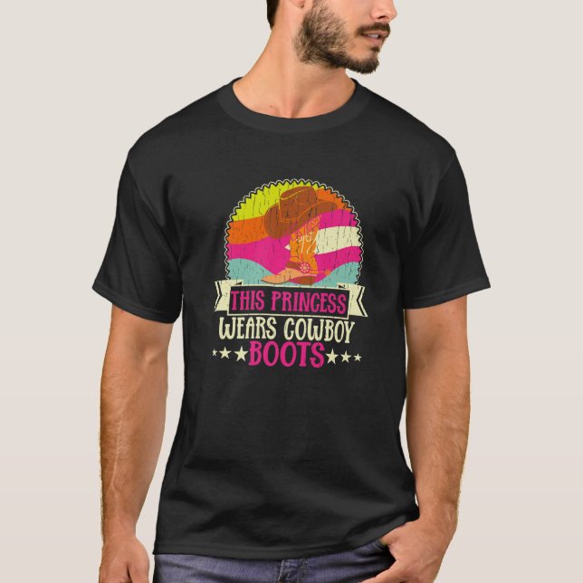 Princess Wears CowboyBoots | Rodeo T Shirt (Framsida)