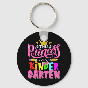 Prinsessan kommer till Kindergarten tillbaka till Nyckelring