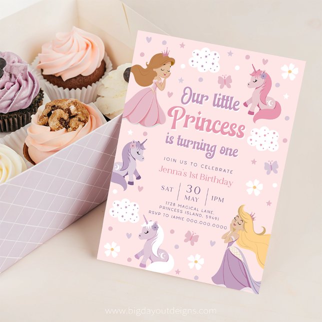 Prinsessinbjudan Ett. Vår lilla prinsessa Inbjudningar (Princess and Unicorn Pink 1st Birthday Invitation)
