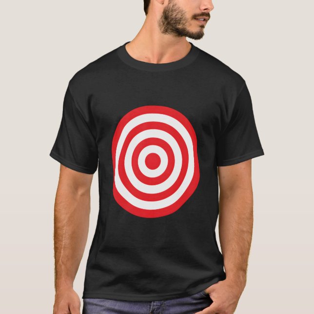 Print On Front Back Bullseye Target Bulls Eye Red  T Shirt (Framsida)