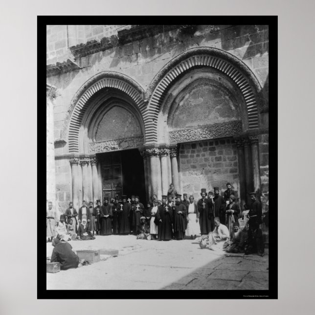 Prister framför Heliga Sepulcher Jerusalem 1880 Poster (Framsidan)