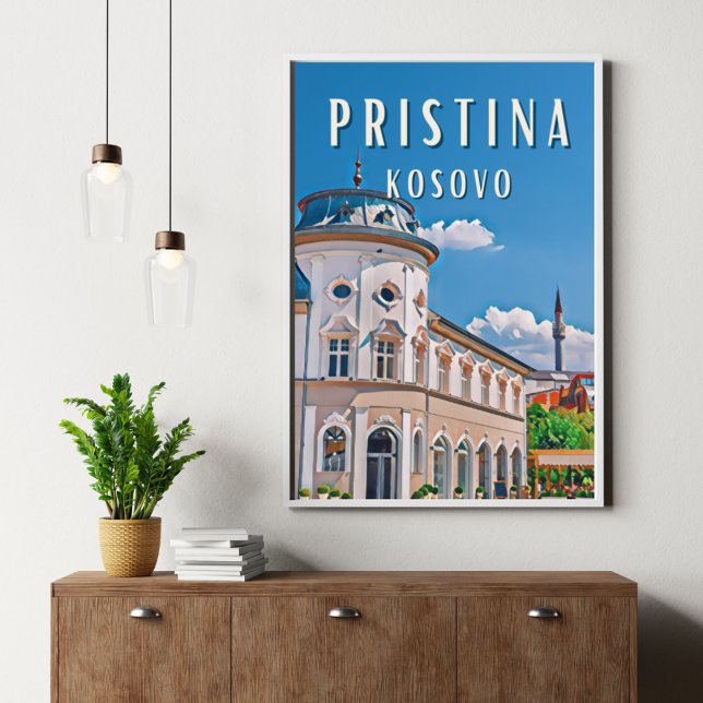Pristina, le coeur du Kosovo Poster (La ville de Pristina est exacte près des monts ts Goljak et à quelques kilomètres au nord des monts)