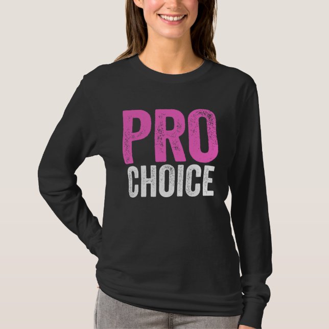 Pro Choice Pro Roe Pink Mind Your Own Uterus T Shirt (Framsida)