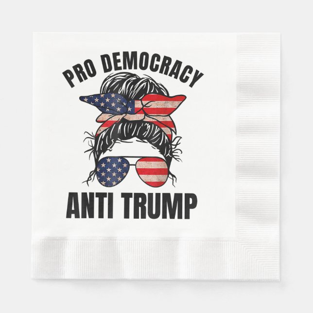 Pro Democracy - Anti Trump Messy Bun American Flag Pappersservett (Framsidan)