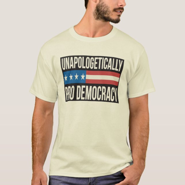 Pro DemocracyT-Shirt T Shirt (Framsida)