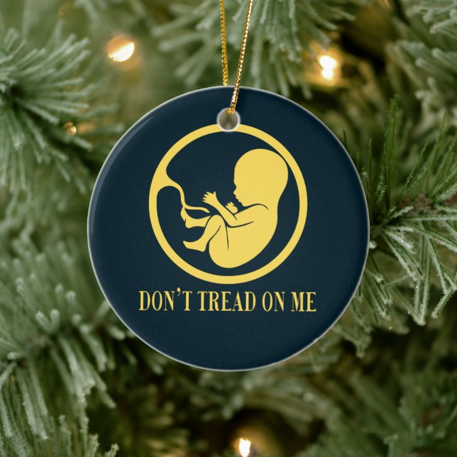 Pro Life Catholic Ornament – Don’t Tread (Träd)