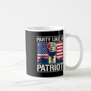 Pro Trump Party som en patriot 4:e juli Indepen Kaffemugg