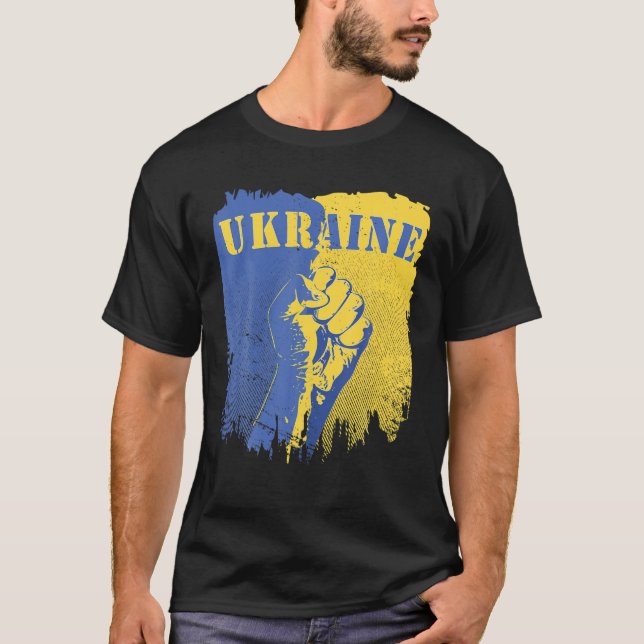 Pro Ukraina Flagga Fist Support Ukrainska motstånd T Shirt (Framsida)