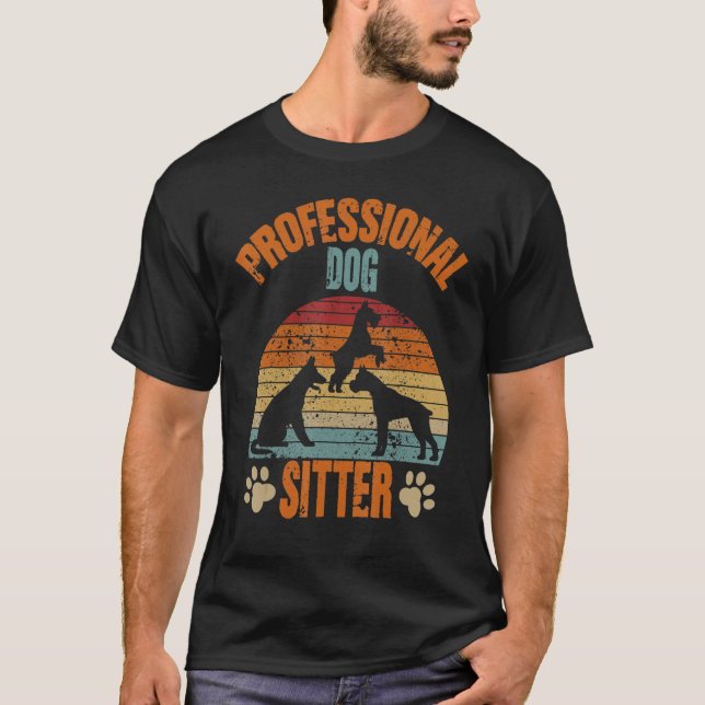 Professional Dog Sitting Walker Sitter Pet Sitters T Shirt (Framsida)
