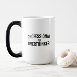 Professional Overthinker - Funny Design Magisk Mugg