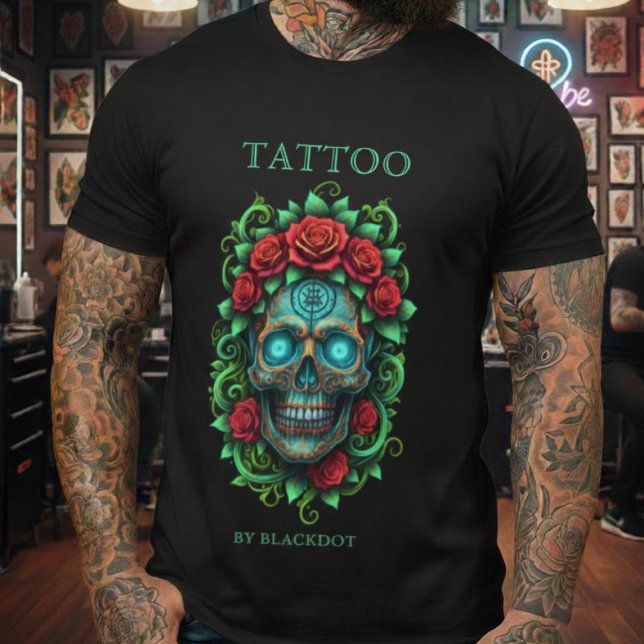 Professional Tattoo Artist Floral Skull Design T Shirt (Skapare uppladdad)
