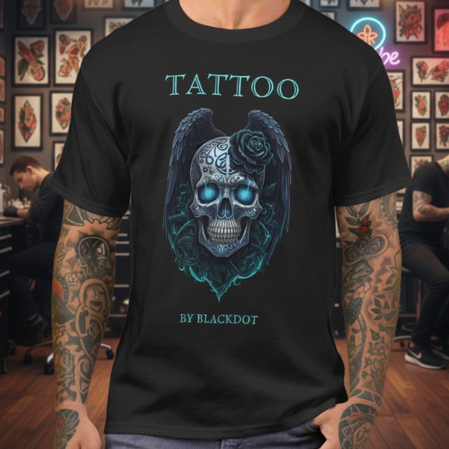 Professional Tattooist Winged Skull Tattoo Shop T Shirt (Skapare uppladdad)