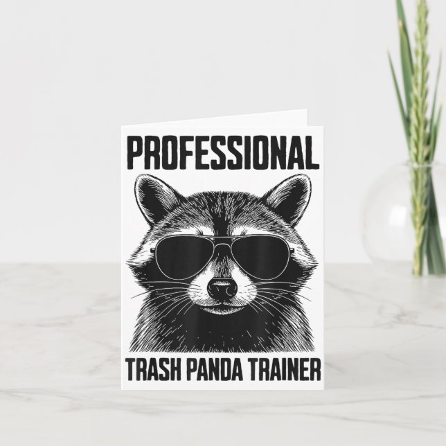 Professional Trash Panda Trainer  Kort (Framsida)