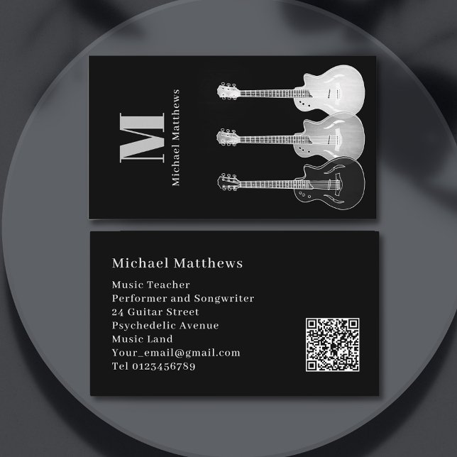 Professionell anpassad QR-kod för gitarrmusiker Visitkort (Guitar teacher and musician songwriter modern professional black and white monogram business card)